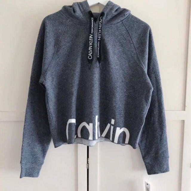 Calvin Klein(カルバンクライン)のレア新品 カルバンクライン USA パフォーマンス レディース パーカーS レディースのトップス(パーカー)の商品写真