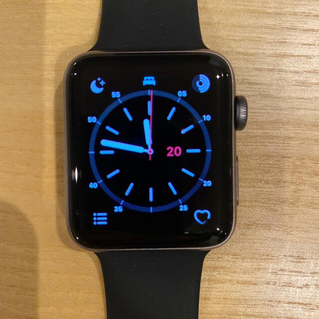 Apple Watch(アップルウォッチ)のペコ18様2022年購入　アップルウォッチseries3 42ミリ メンズの時計(腕時計(デジタル))の商品写真