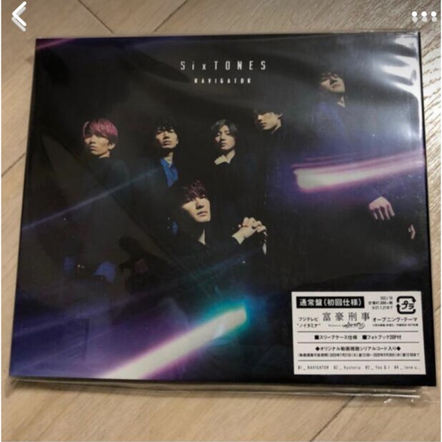 SixTONES(ストーンズ)の月様専用　SixTONES 通常盤初回仕様　セット エンタメ/ホビーのCD(ポップス/ロック(邦楽))の商品写真