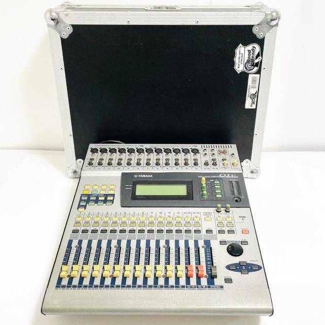動作品 ハードケース付き! YAMAHA 01V デジタル オーディオミキサー