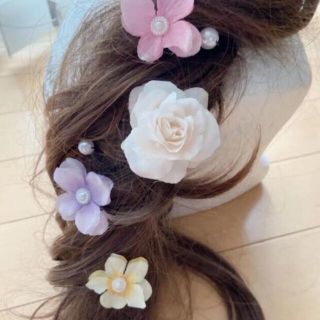 ラプンツェル髪飾り♡黄色♡ピンク♡紫 挟むタイプ ラプンツェル髪飾り♡黄色♡ピンク♡紫 挟むタイプ