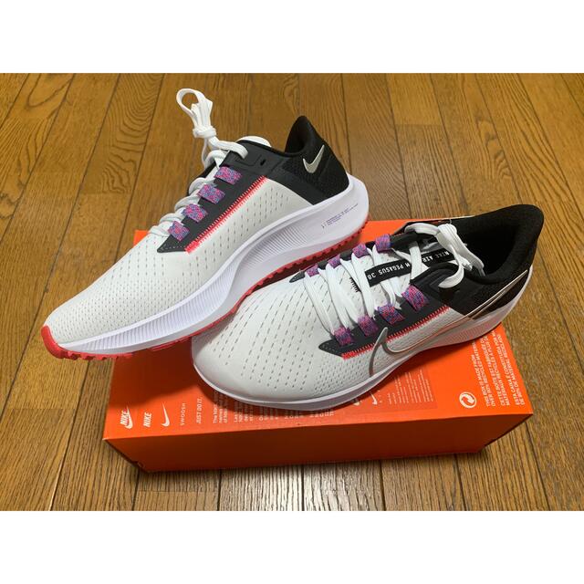 NIKE(ナイキ)のナイキ ウィメンズ エア ズーム ペガサス 38 ZOOM PEGASUS レディースの靴/シューズ(スニーカー)の商品写真