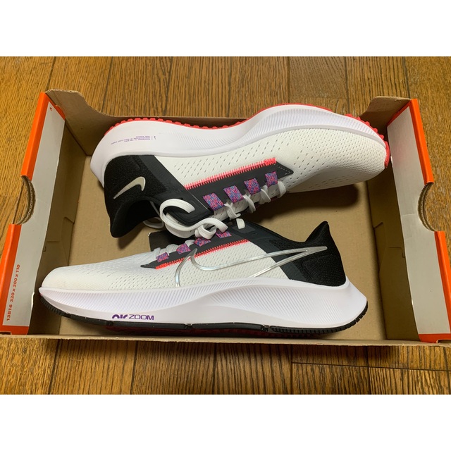 NIKE(ナイキ)のナイキ ウィメンズ エア ズーム ペガサス 38 ZOOM PEGASUS レディースの靴/シューズ(スニーカー)の商品写真