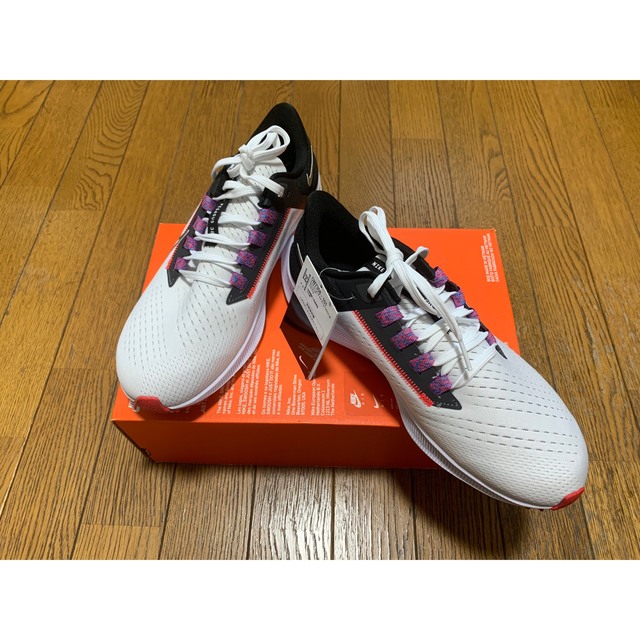 NIKE(ナイキ)のナイキ ウィメンズ エア ズーム ペガサス 38 ZOOM PEGASUS レディースの靴/シューズ(スニーカー)の商品写真