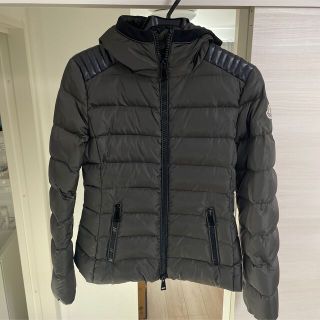 モンクレール モデル ダウンジャケット(レディース)(レザー)の通販 モンクレール モデル ダウンジャケット(レディース)(レザー)の通販