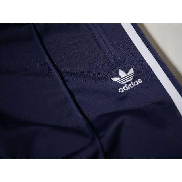 adidas(アディダス)のadidas アディカラー クラシックス ファイヤーバード L ジャージパンツ レディースのパンツ(その他)の商品写真