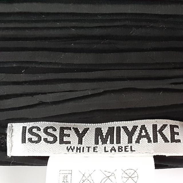 ISSEY MIYAKE(イッセイミヤケ)のイッセイミヤケ ワンピース サイズ2 M美品  レディースのワンピース(その他)の商品写真