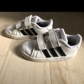 アディダス(adidas)のadidas   キッズ　スニーカー　グランコート(スニーカー)