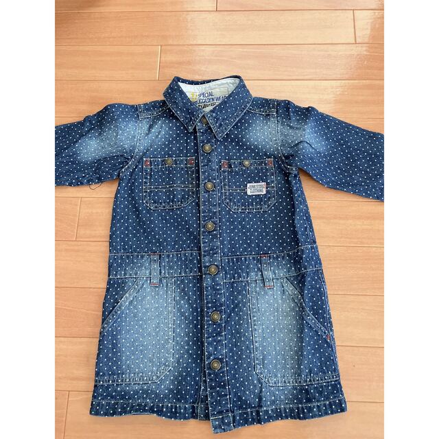 JUNK STORE(ジャンクストアー)のデニムワンピース キッズ/ベビー/マタニティのキッズ服女の子用(90cm~)(ワンピース)の商品写真