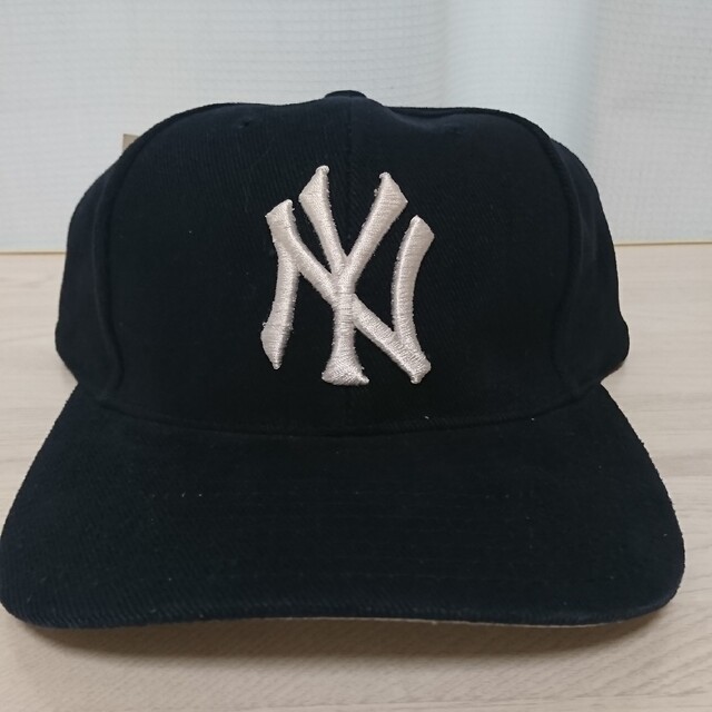 COMOLI(コモリ)の80,90S Vintage Yankees CAP メンズの帽子(キャップ)の商品写真