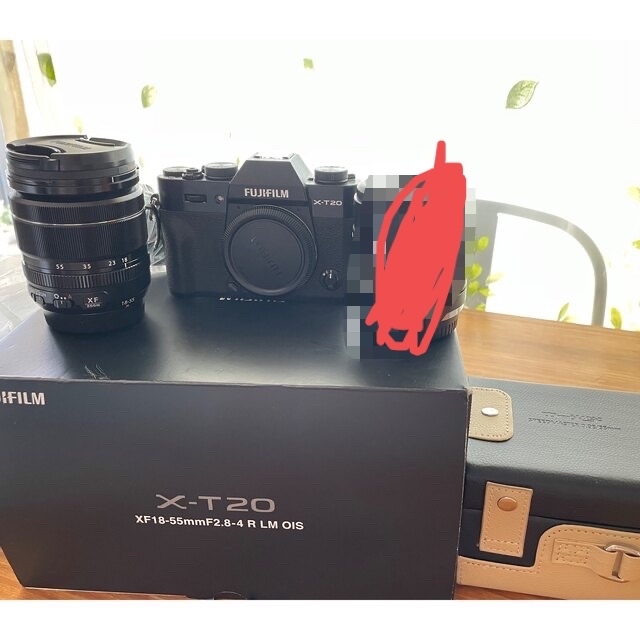 富士フイルム(フジフイルム)の富士フィルムX-T20 レンズセット スマホ/家電/カメラのカメラ(コンパクトデジタルカメラ)の商品写真