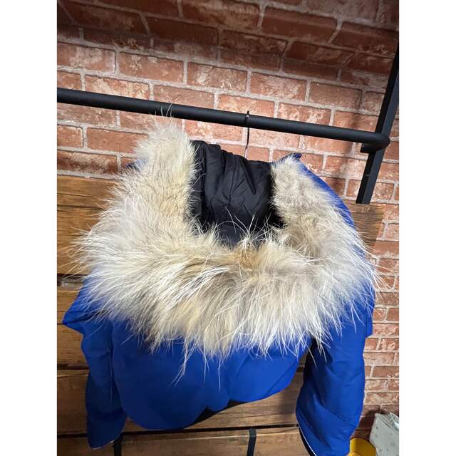 CANADA GOOSE(カナダグース)のカナダグース　ジャスパー　青　130 キッズ キッズ/ベビー/マタニティのキッズ服男の子用(90cm~)(ジャケット/上着)の商品写真