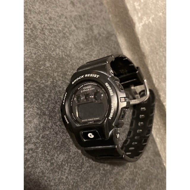 CASIO カシオ 腕時計【g-shock mini】BLACK [時計] メンズの時計(腕時計(デジタル))の商品写真