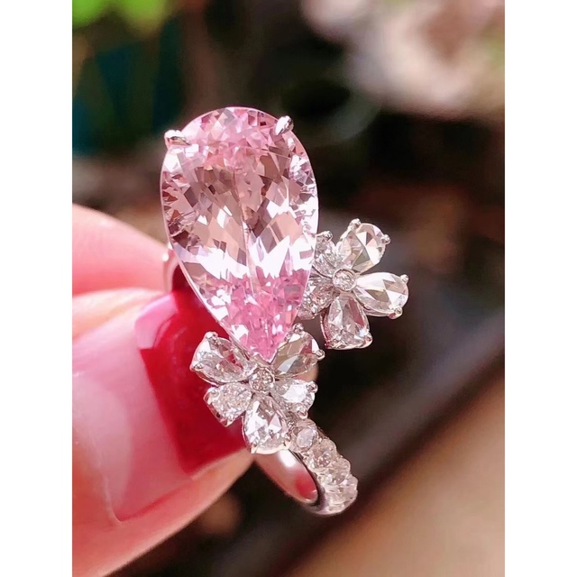 天然モルガナイト   リング 3.48ct k18 ¥