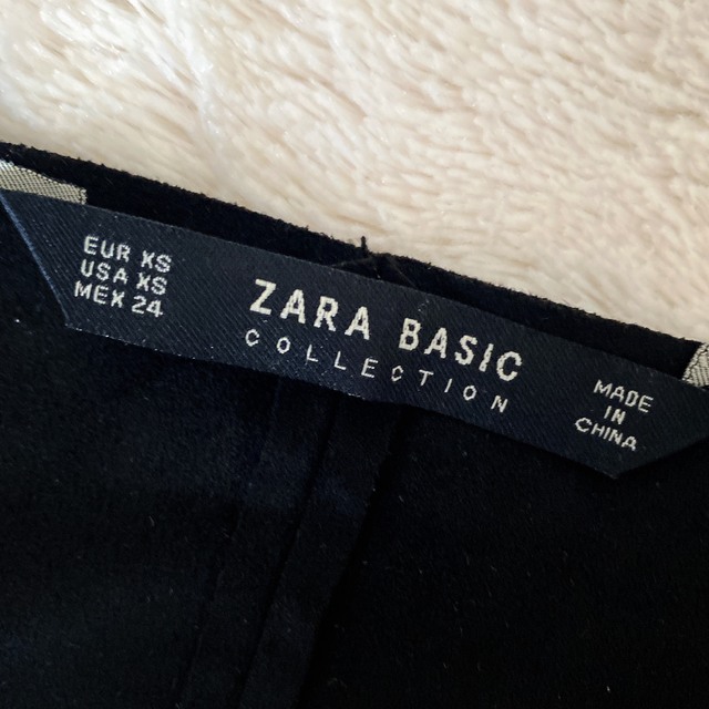 ZARA(ザラ)の☆美品☆ZARAザラ☆ブラックスエードライクショートジャケット☆ レディースのジャケット/アウター(その他)の商品写真