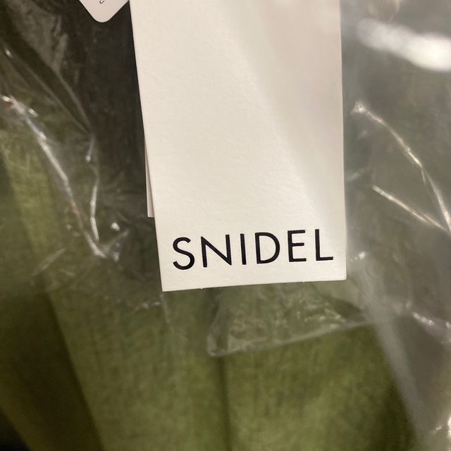 SNIDEL(スナイデル)の【未使用タグ付き】スナイデル  レースブラウス レディースのトップス(シャツ/ブラウス(長袖/七分))の商品写真