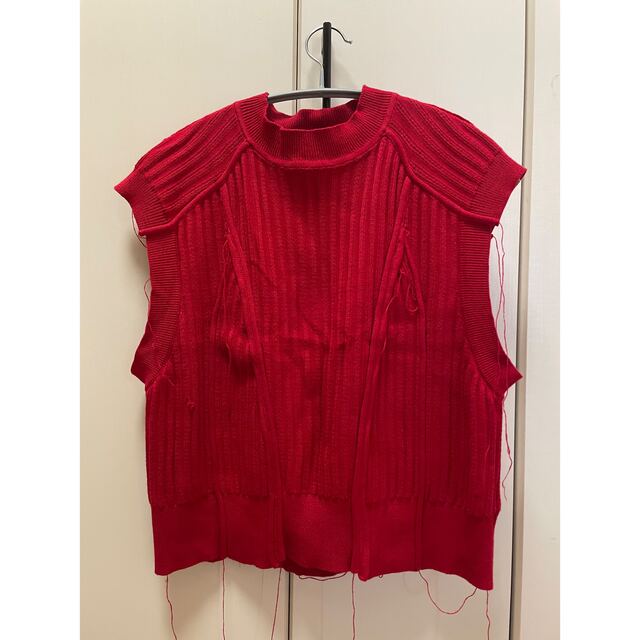 mame(マメ)のPHOTOCOPIEU Sleeveless Knit (RED) レディースのトップス(ニット/セーター)の商品写真