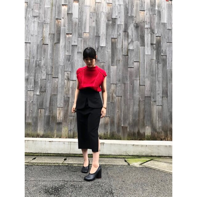 mame(マメ)のPHOTOCOPIEU Sleeveless Knit (RED) レディースのトップス(ニット/セーター)の商品写真