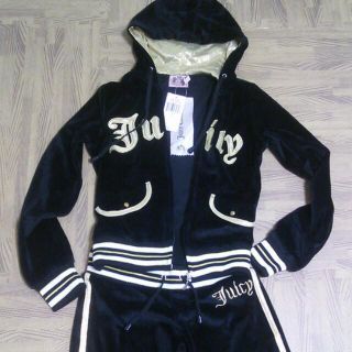 ジューシークチュール(Juicy Couture)のジューシークチュールセットアップ(セット/コーデ)