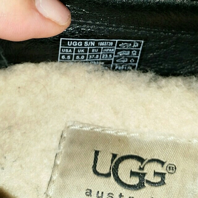 UGG(アグ)のUGG シューズ レディースの靴/シューズ(スリッポン/モカシン)の商品写真