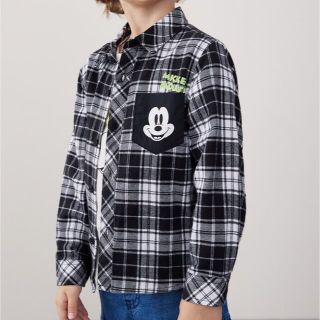 USED【110cm男の子向け】バックプリントがかっこいいミッキーネルシャツ(Tシャツ/カットソー)