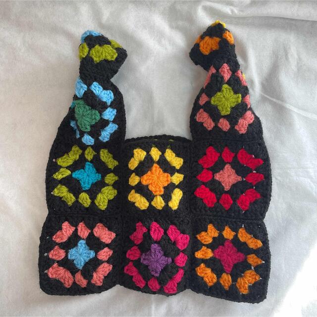 B9【ハンドメイド・完成品】クロシェバッグ グラニースクエアバッグ