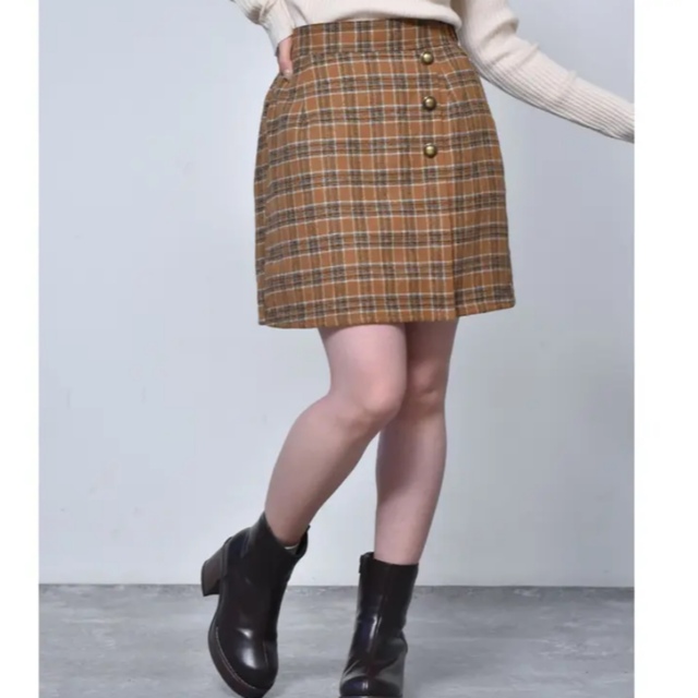 EMSEXCITE(エムズエキサイト)の■Emsexcite■ 柄チェックラップミニSK レディースのスカート(ミニスカート)の商品写真