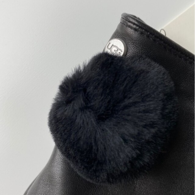 【S】UGG アグ/レザー手袋/LEATHER POM GLOVE/BLACK天然皮革裏地