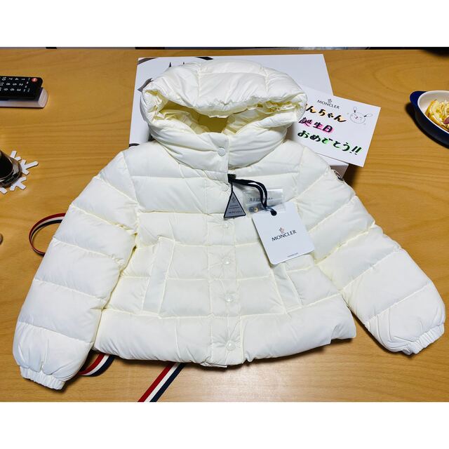 MONCLER(モンクレール)のしぇ様専用　モンクレール　キッズダウン キッズ/ベビー/マタニティのキッズ服女の子用(90cm~)(ジャケット/上着)の商品写真