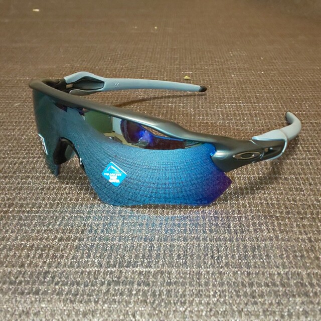 Oakley(オークリー)の【マットブラック／プリズムディープウォーターイリジウム】オークリー レーダー スポーツ/アウトドアのフィッシング(ウエア)の商品写真