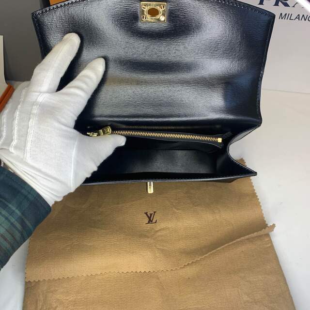 美品 LOUIS VUITTON ルイヴィトン エピ マルゼルブ M52372