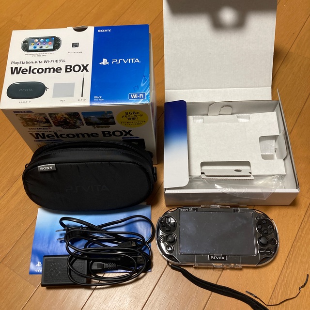 SONY(ソニー)のSONY 本体 PlayStationVITA PCHJ-10016 エンタメ/ホビーのゲームソフト/ゲーム機本体(携帯用ゲーム機本体)の商品写真