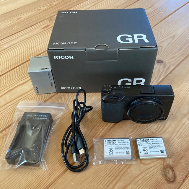 【日本限定モデル】 RICOH 美品 予備バッテリー有 GRⅢ GRⅲ GR3 リコー RICOH - コンパクトデジタルカメラ