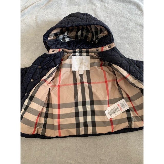 BURBERRY(バーバリー)のバーバリーチルドレン　キルティングコート　ネイビー　12M 80cm キッズ/ベビー/マタニティのベビー服(~85cm)(ジャケット/コート)の商品写真