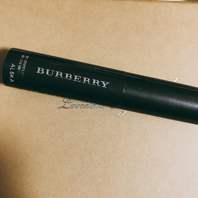 BURBERRY(バーバリー)の未開封☆BURBERRYミニサイズマスカラ コスメ/美容のベースメイク/化粧品(マスカラ)の商品写真