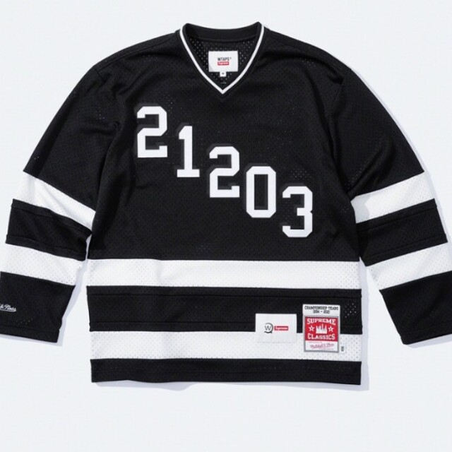 Supreme(シュプリーム)のSupreme WTAPS Hockey Jersey シュプリーム メンズのトップス(Tシャツ/カットソー(七分/長袖))の商品写真