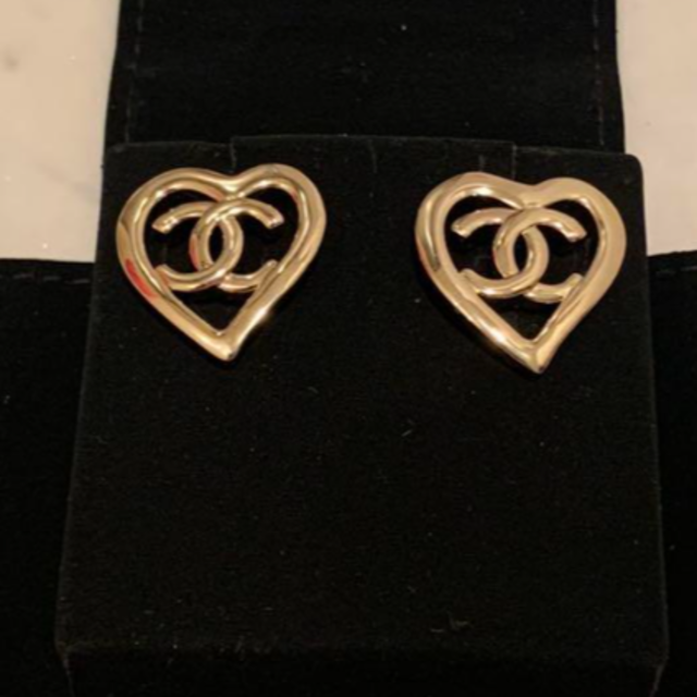SALE安い CHANEL 希少 美品 ハート型ピアス 日本製即納 ...
