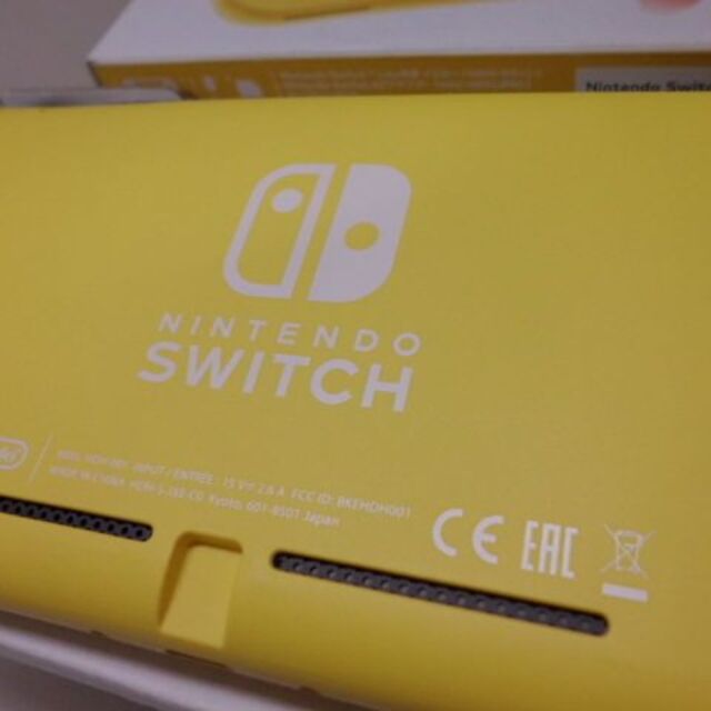 Nintendo Switch(ニンテンドースイッチ)のNintendo Switch Lite Yellow 任天堂スイッチライト エンタメ/ホビーのゲームソフト/ゲーム機本体(携帯用ゲーム機本体)の商品写真