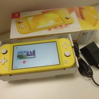 ニンテンドースイッチ(Nintendo Switch)のNintendo Switch Lite Yellow 任天堂スイッチライト(携帯用ゲーム機本体)