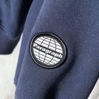 即完売】パラグラフ 両面刺繍 パイルロゴ スウェット パーカー 凹凸の 100%正規品 凹凸 パーカー スウェット パイルロゴ 両面刺繍 【即完売】パラグラフ パーカー