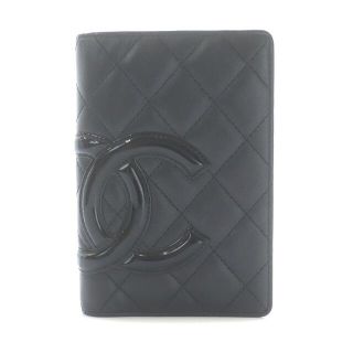 シャネル(CHANEL)のシャネル パスポートケース カンボンライン ココマーク マトラッセ 黒 12番台(名刺入れ/定期入れ)