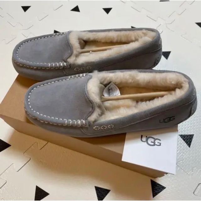 新作 ウォータープルーフ UGG アンスレー サンダークラウド US6
