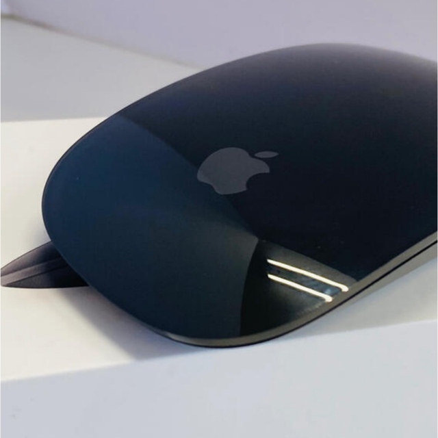 Mac (Apple)(マック)のApple MAGIC MOUSE 2 スペースグレイ　マジックマウス　2 スマホ/家電/カメラのPC/タブレット(PC周辺機器)の商品写真