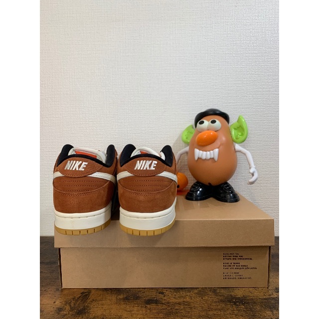 NIKE(ナイキ)のNIKE SB Orange Label DUNK (Dark Russet)  メンズの靴/シューズ(スニーカー)の商品写真