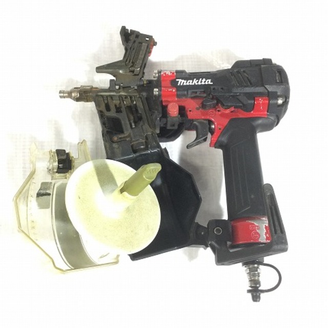 Makita(マキタ)の☆比較的綺麗です☆makita マキタ 50ｍｍ 高圧エア釘打 AN514H 赤/レッド エア工具 釘打ち機 大工道具 60232 自動車/バイクのバイク(工具)の商品写真