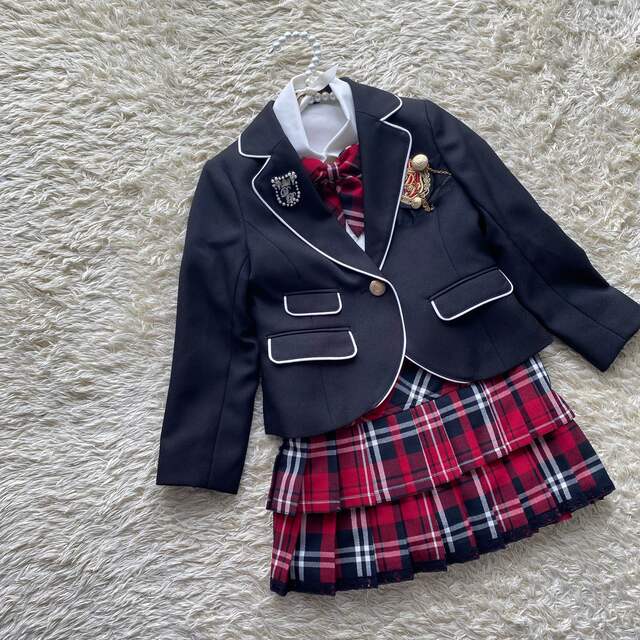 lovetoxic(ラブトキシック)の【美品】女の子　フォーマルスーツ　ブレザー　スカート　卒園式　入学式　制服 キッズ/ベビー/マタニティのキッズ服女の子用(90cm~)(ドレス/フォーマル)の商品写真