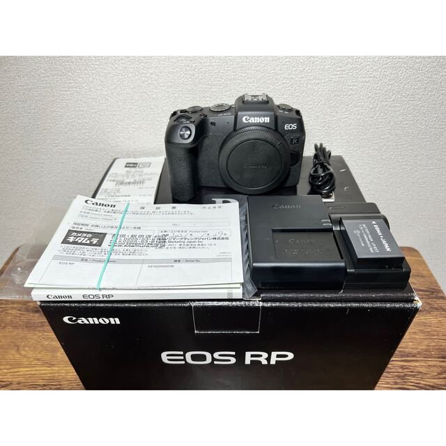 ほぼ新品 Canon ミラーレス一眼カメラ EOSRP-24240ISUSMLK