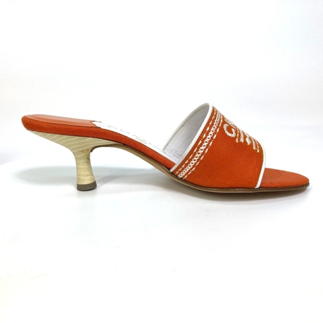 CHANEL(シャネル)のシャネル CHANEL 刺繍 ロゴ ミュール サンダル キャンバス/レザー オレンジ 美品 レディースの靴/シューズ(サンダル)の商品写真