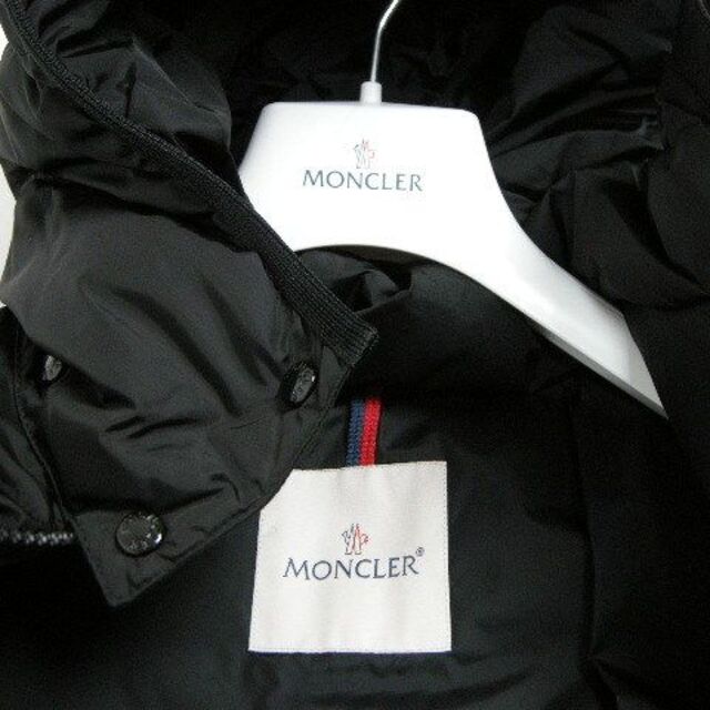 MONCLER(モンクレール)のキッズ10A(大人女性00相当)◆新品◆モンクレール CHARPALダウンコート キッズ/ベビー/マタニティのキッズ服女の子用(90cm~)(コート)の商品写真