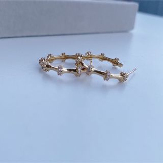 ストーンフープピアス　《ゴールド》(ピアス)